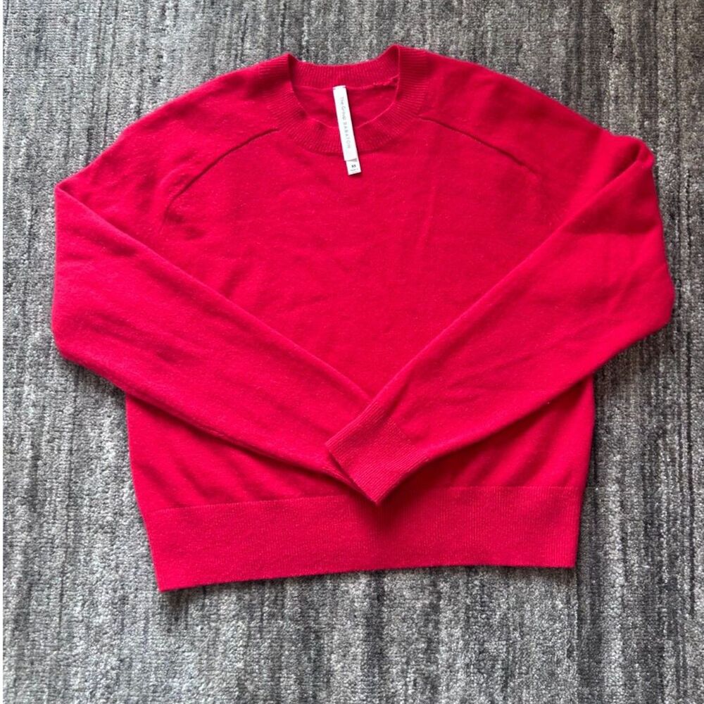 The Group Babaton Aritizia Cashmere Sweater XS